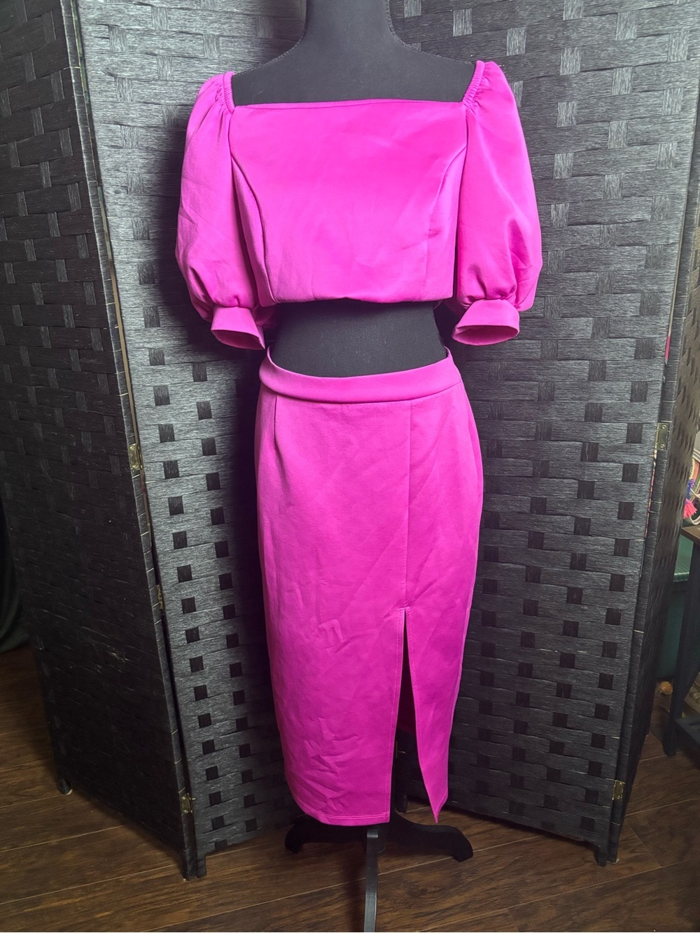 VENUS Fuchsia Puff-Sleeve Midi Skirt Set Large NWOT